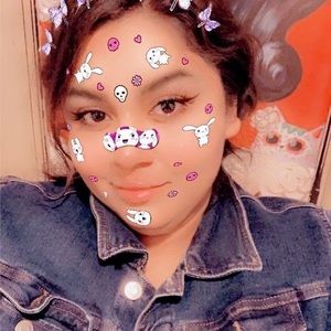 Meet your Posher, Isabel